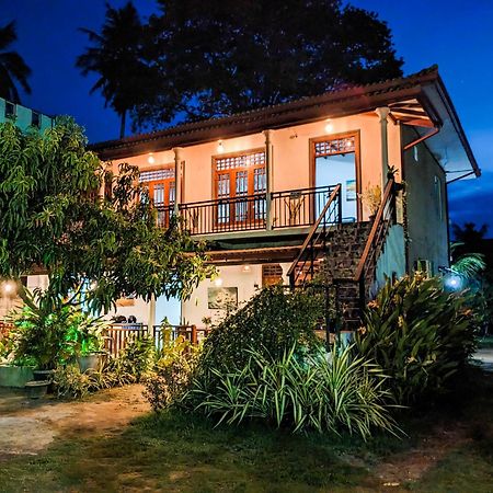 The Emerald Guest House & Villa อูนาวาตูนา ภายนอก รูปภาพ