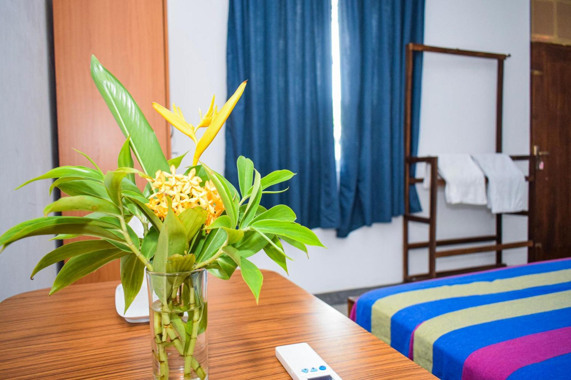 The Emerald Guest House & Villa อูนาวาตูนา ภายนอก รูปภาพ