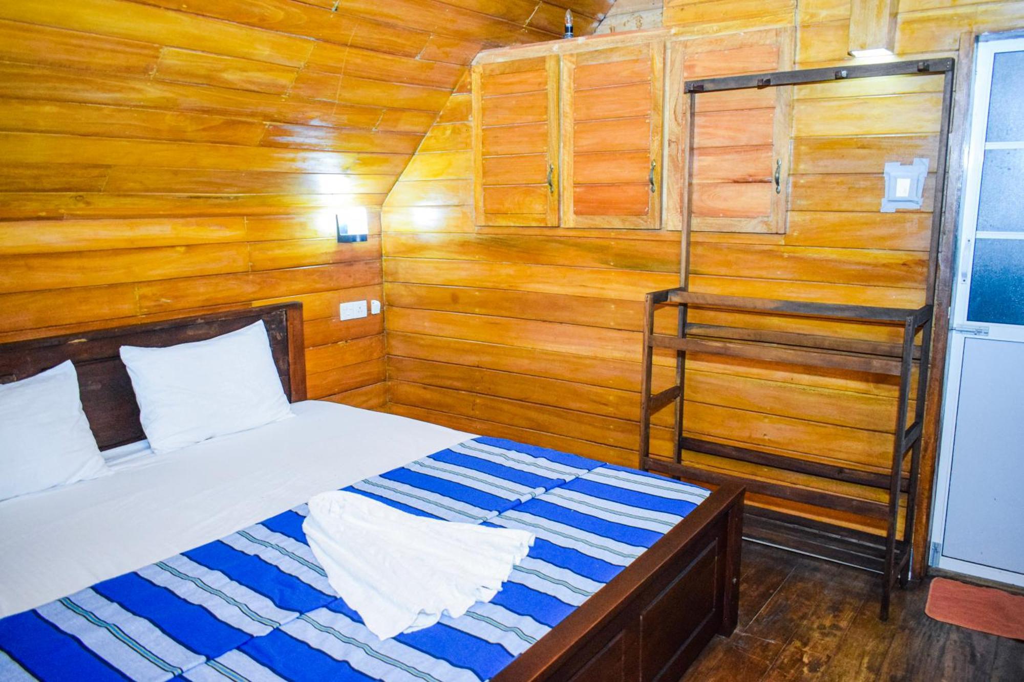 The Emerald Guest House & Villa อูนาวาตูนา ภายนอก รูปภาพ