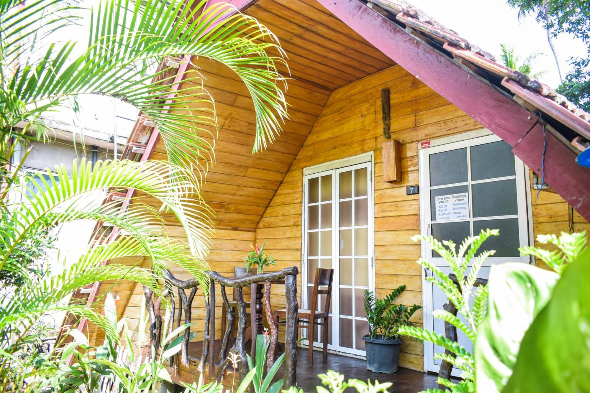 The Emerald Guest House & Villa อูนาวาตูนา ภายนอก รูปภาพ