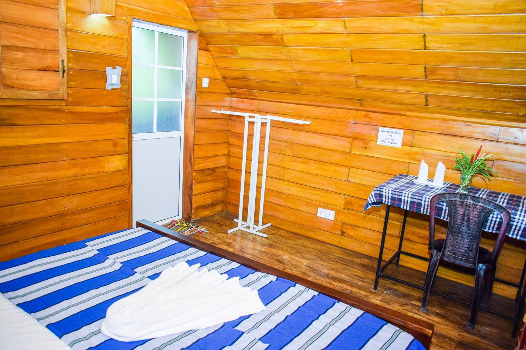 The Emerald Guest House & Villa อูนาวาตูนา ภายนอก รูปภาพ