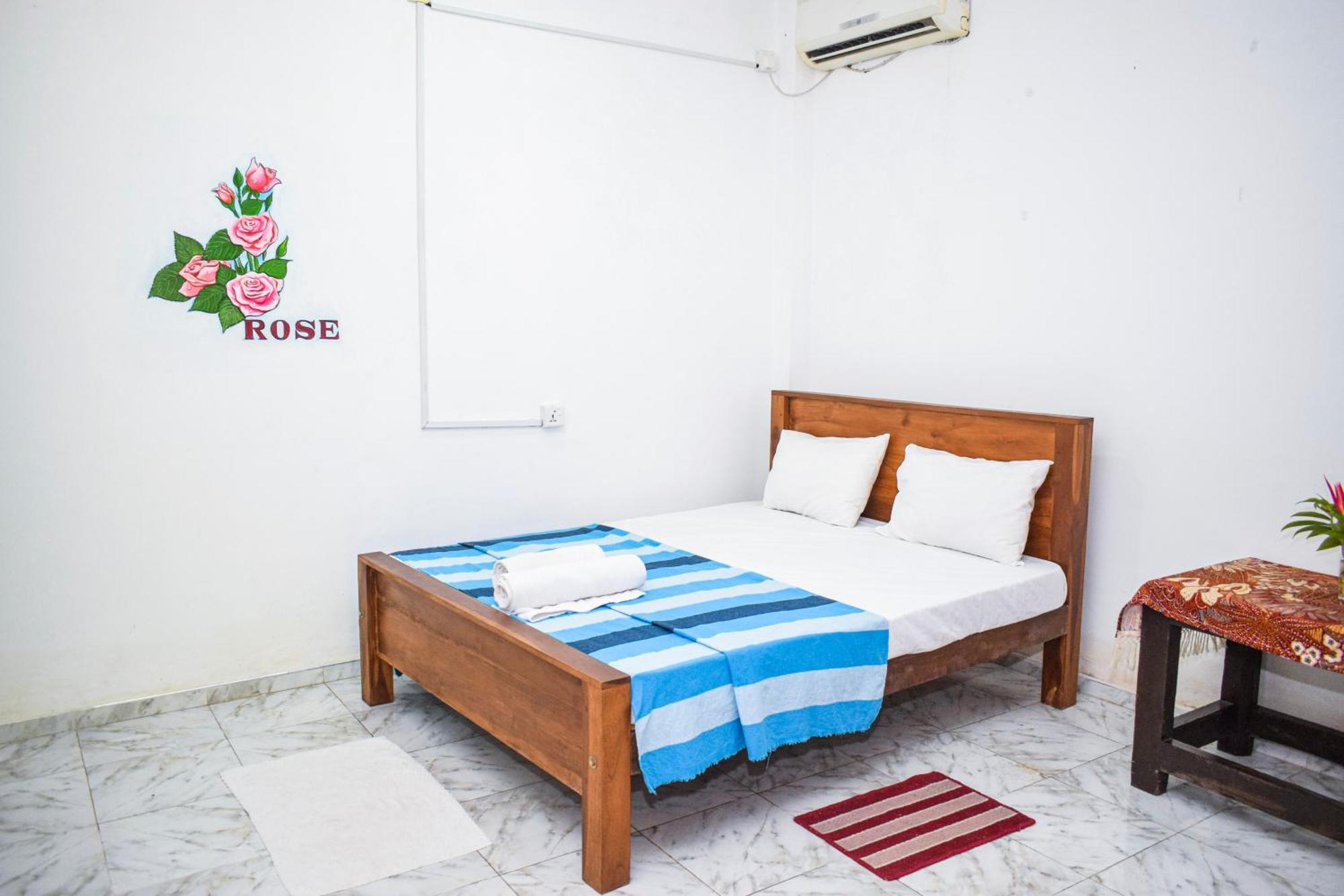 The Emerald Guest House & Villa อูนาวาตูนา ภายนอก รูปภาพ